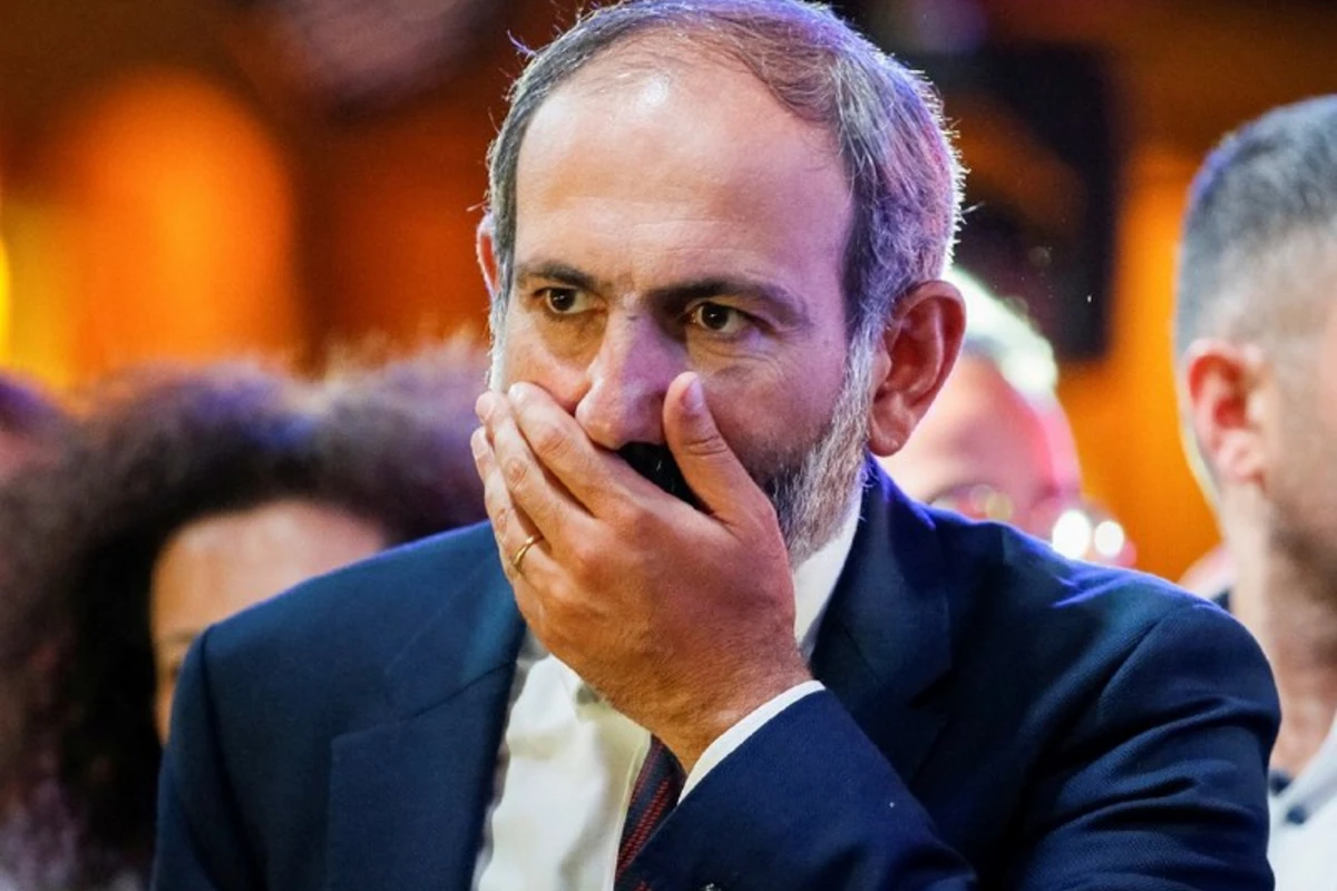 Paşinyanın istefasını tələb edənlər iki sutkadır çadırda gecələyir - FOTO