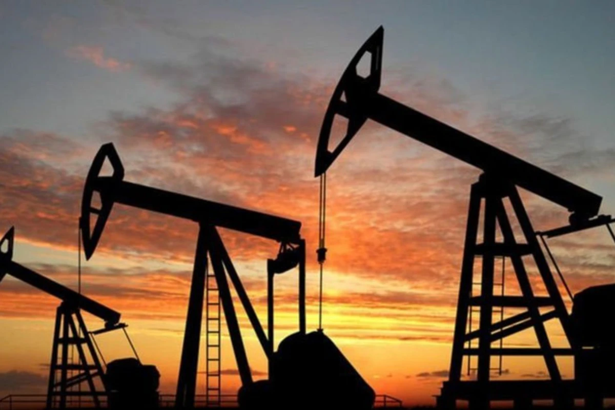 Азербайджанская нефть подешевела