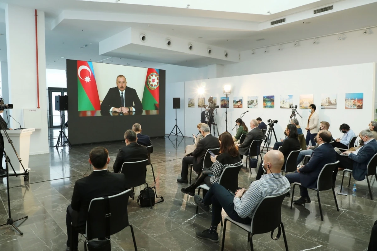 İspaniyanın EFE agentliyi Prezidentin mətbuat konfransı ilə bağlı məqalə dərc edib - FOTO İspaniyanın EFE agentliyi Prezidentin mətbuat konfransı ilə bağlı məqalə dərc edib - FOTO