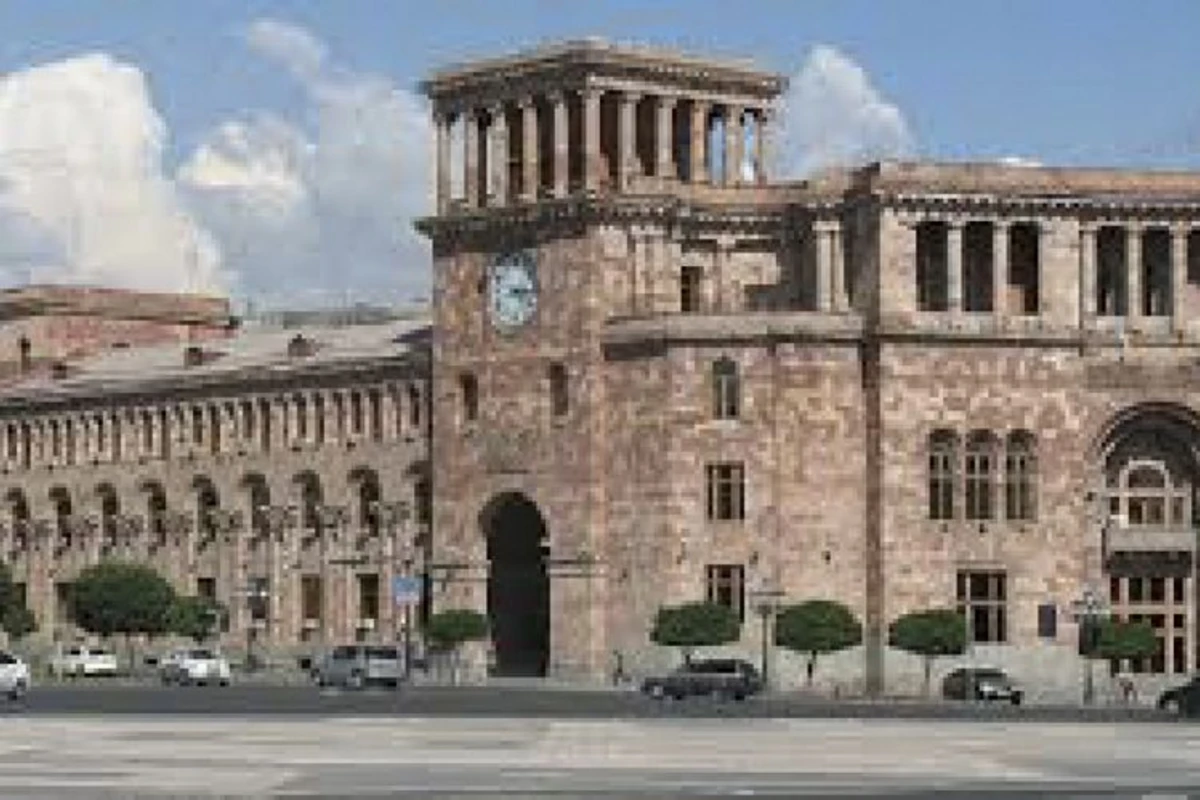 Rusiya İrəvanda Rusiya-Erməni Universitetinin fəaliyyətinə dair sazişdən çıxıb