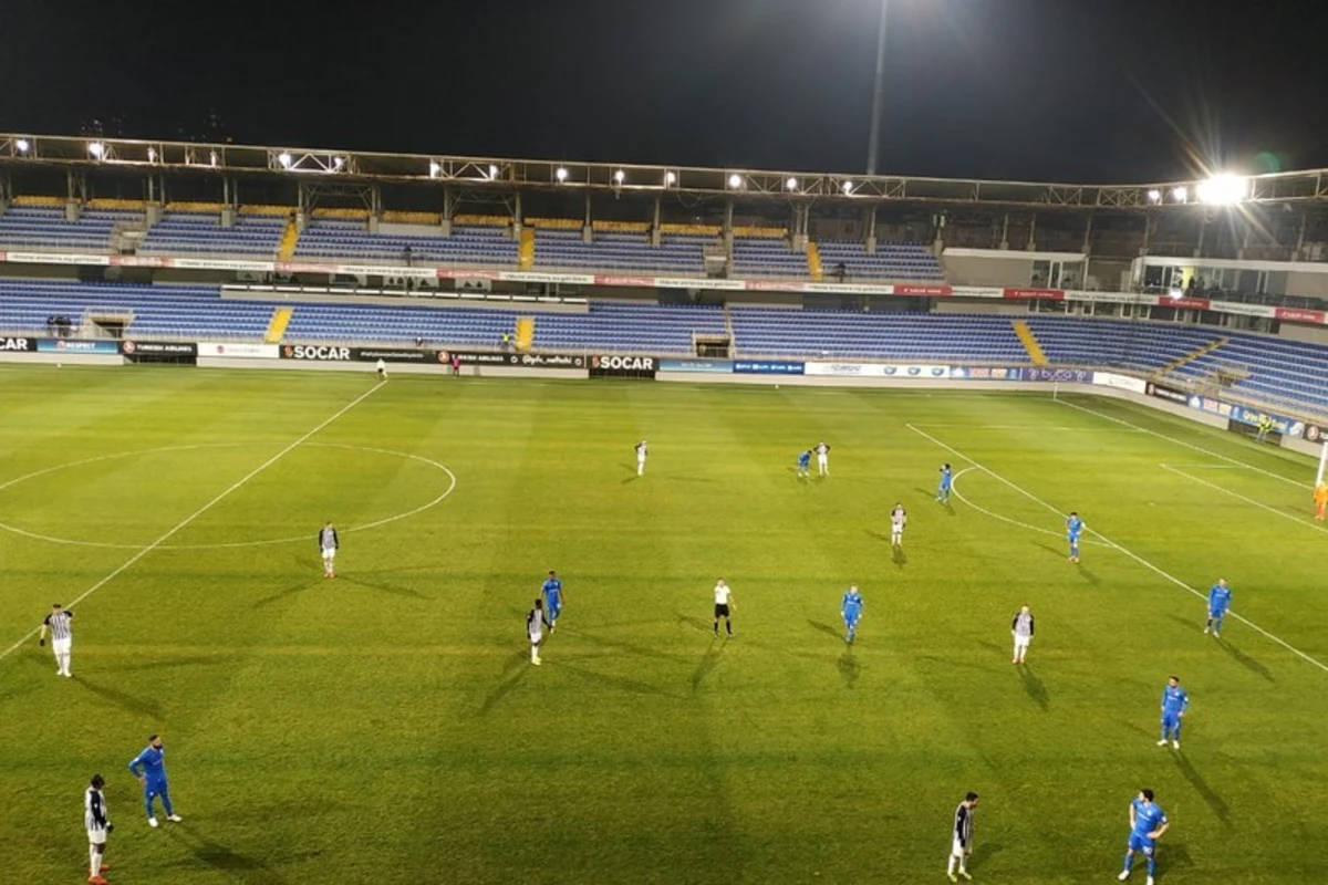 Neftçi liderliyini qorudu Neftçi liderliyini qorudu