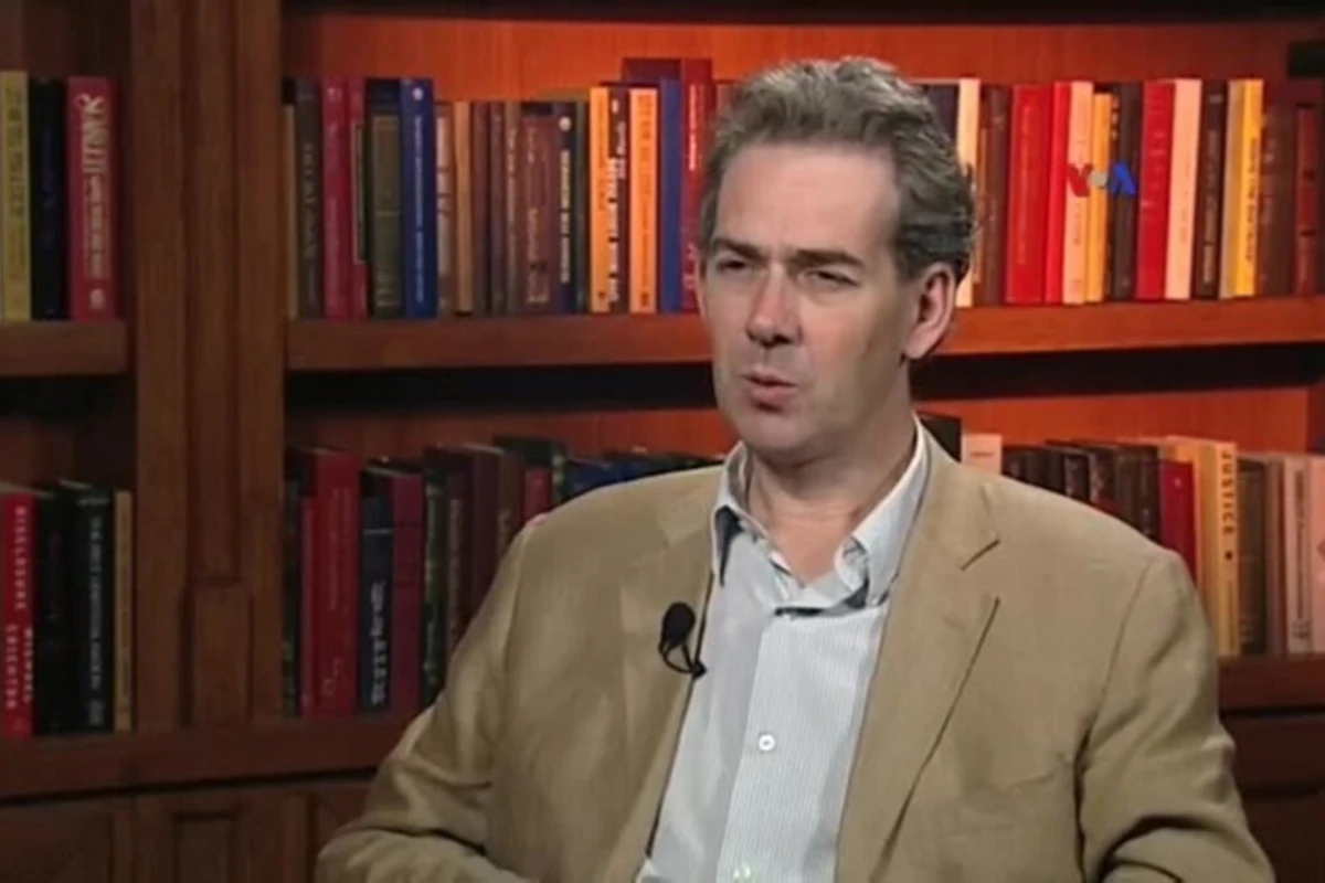 Tomas de Vaal: “Ermənistan gələcəyi barədə düşünməlidir”