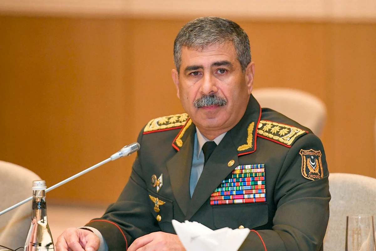 Министр обороны Азербайджана выразил соболезнования турецкому коллеге Министр обороны Азербайджана выразил соболезнования турецкому коллеге