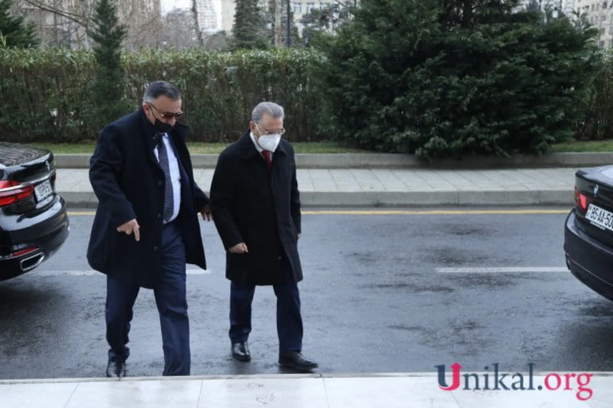 Ramiz Mehdiyev YAP-ın qurultayında - FOTO