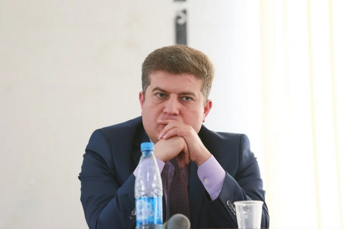 Erkin Qədirli “Bakının statusu haqqında” qanun layihəsi hazırlayır