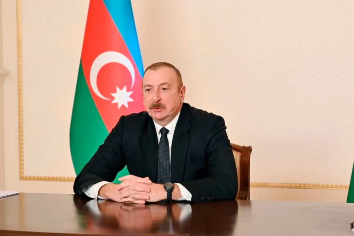 Президент Ильхам Алиев принял министра иностранных дел и торговли Венгрии - ВИДЕО