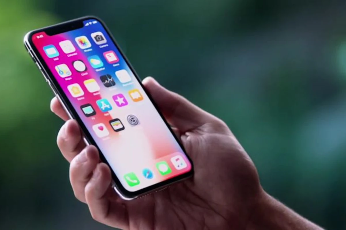“iPhone”da istifadəçilərin olduğu yeri müəyyənləşdirən boşluq aşkarlanıb