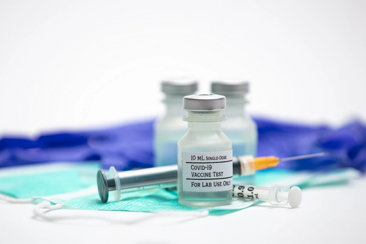 Еврокомиссия одобрила применение вакцины Johnson &amp; Johnson в Евросоюзе