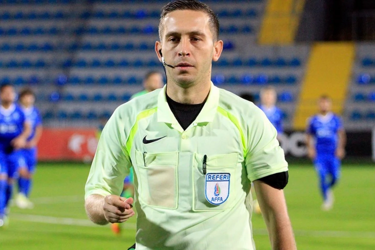 Azərbaycanlı futbol hakimi karyerasını bitirir