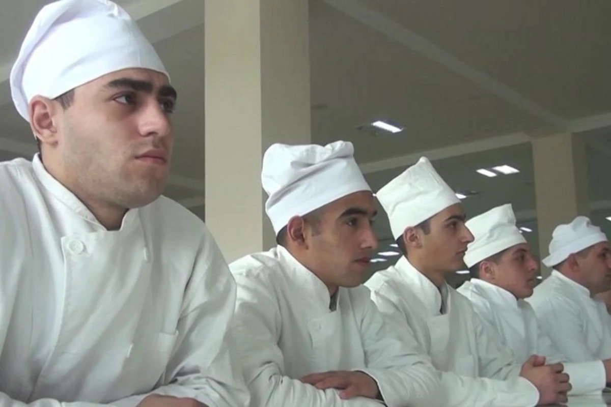 Hərbi aşpaz hazırlığı kursu başa çatıb