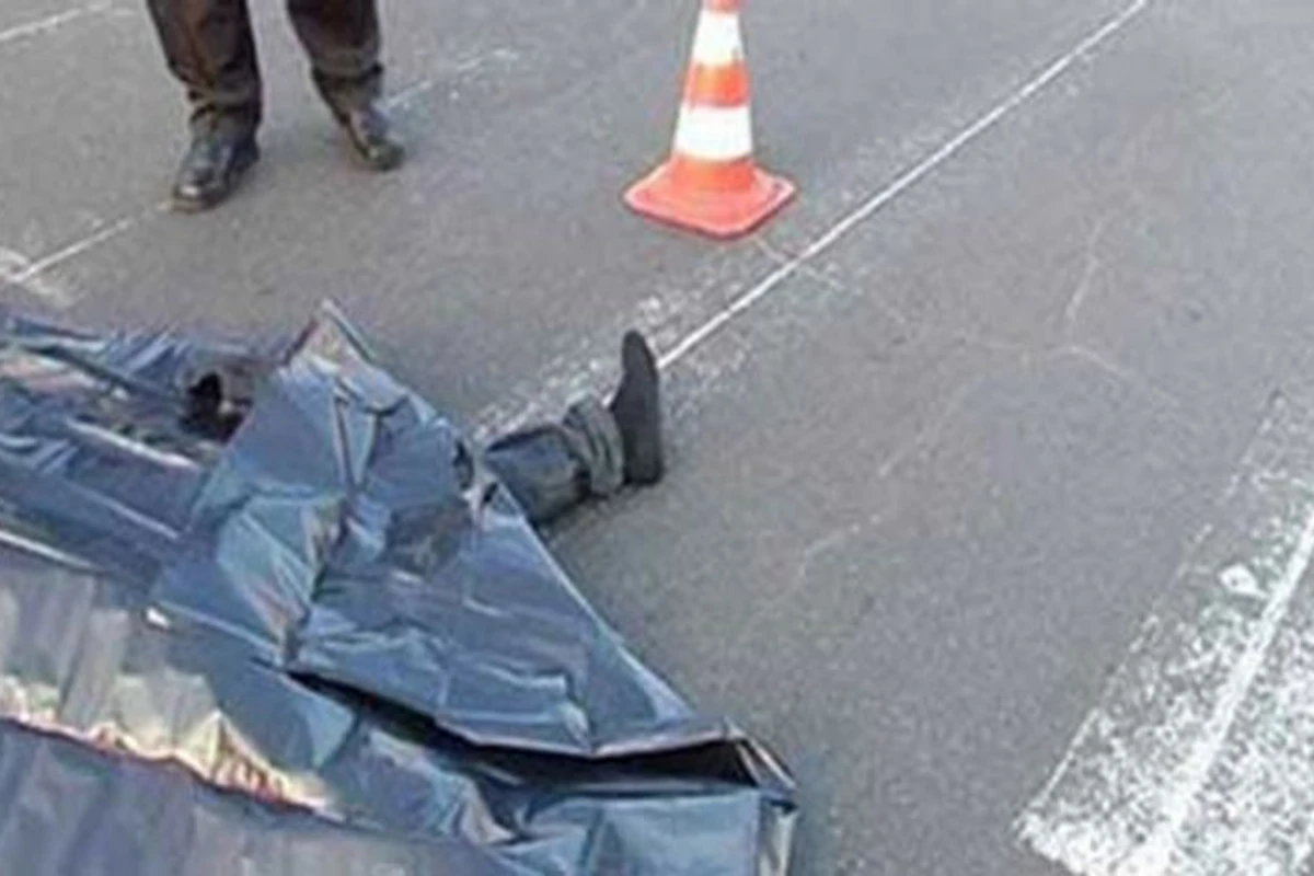 Şirvanda avtomobil piyadanı vuraraq öldürüb