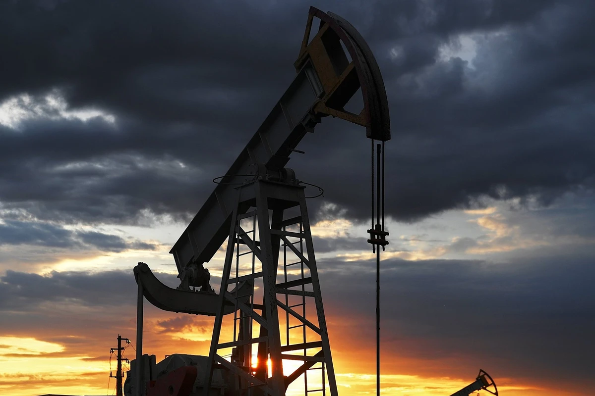 Нефть резко подешевела