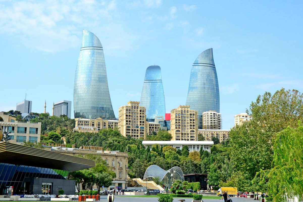 Azərbaycana yaz gəldi