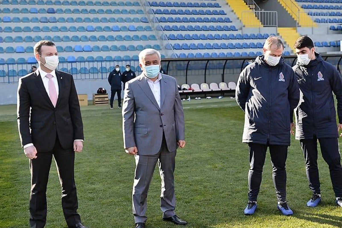 AFFA prezidenti milli komandanın heyəti ilə görüşdü