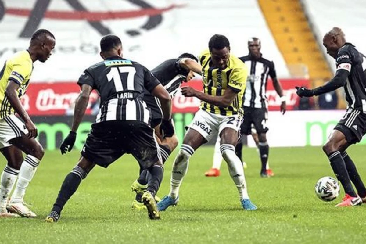 “Beşiktaş” - “Fənərbağça” derbisində iki qol vuruldu