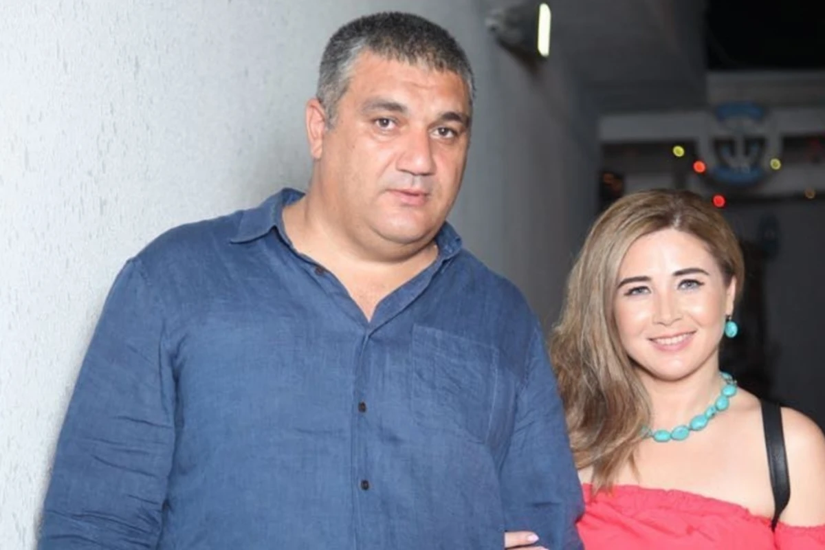 Elnarə Xəlilova: Mən də boşanma krizi yaşamışam Elnarə Xəlilova: Mən də boşanma krizi yaşamışam