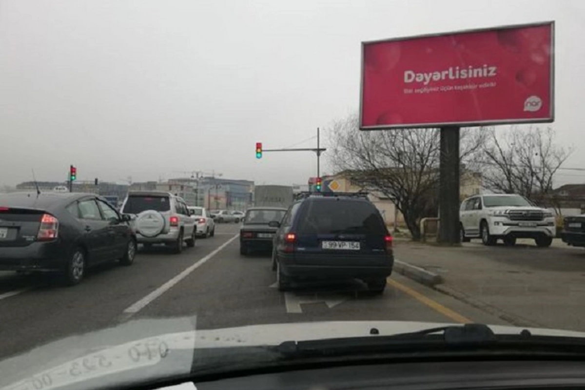 Paytaxt küçələrində işıqforlar işləmir - VİDEOFAKT