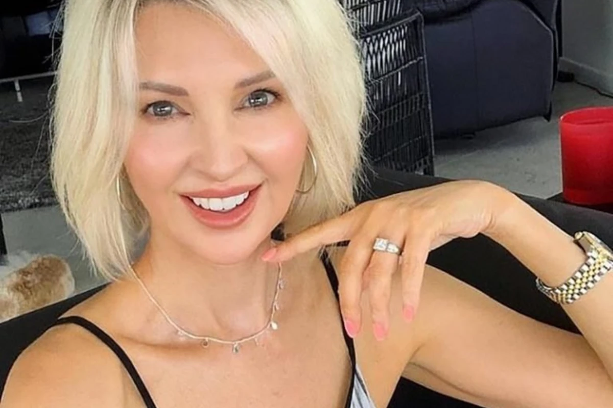 Дело в солнце: женщина рассказала, как ей удается выглядеть в 56 на 30 - ФОТО Дело в солнце: женщина рассказала, как ей удается выглядеть в 56 на 30 - ФОТО