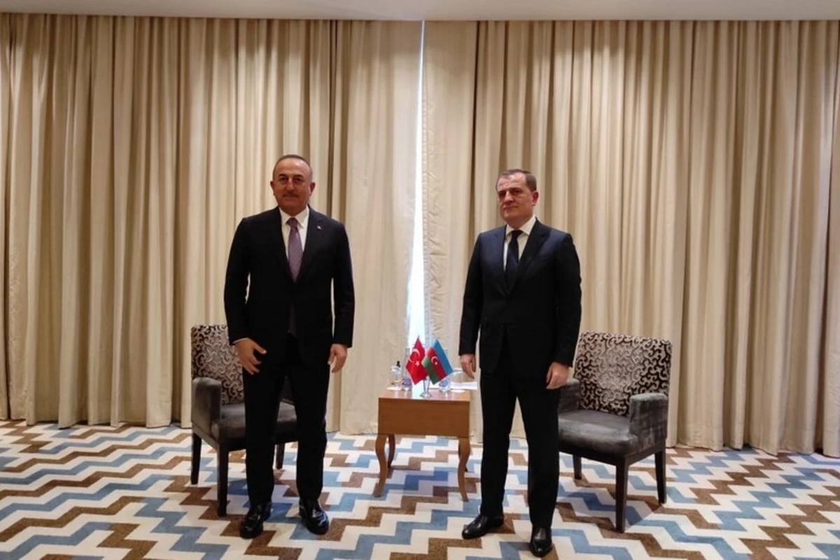 Ceyhun Bayramov Mövlüd Çavuşoğlu ilə görüşüb