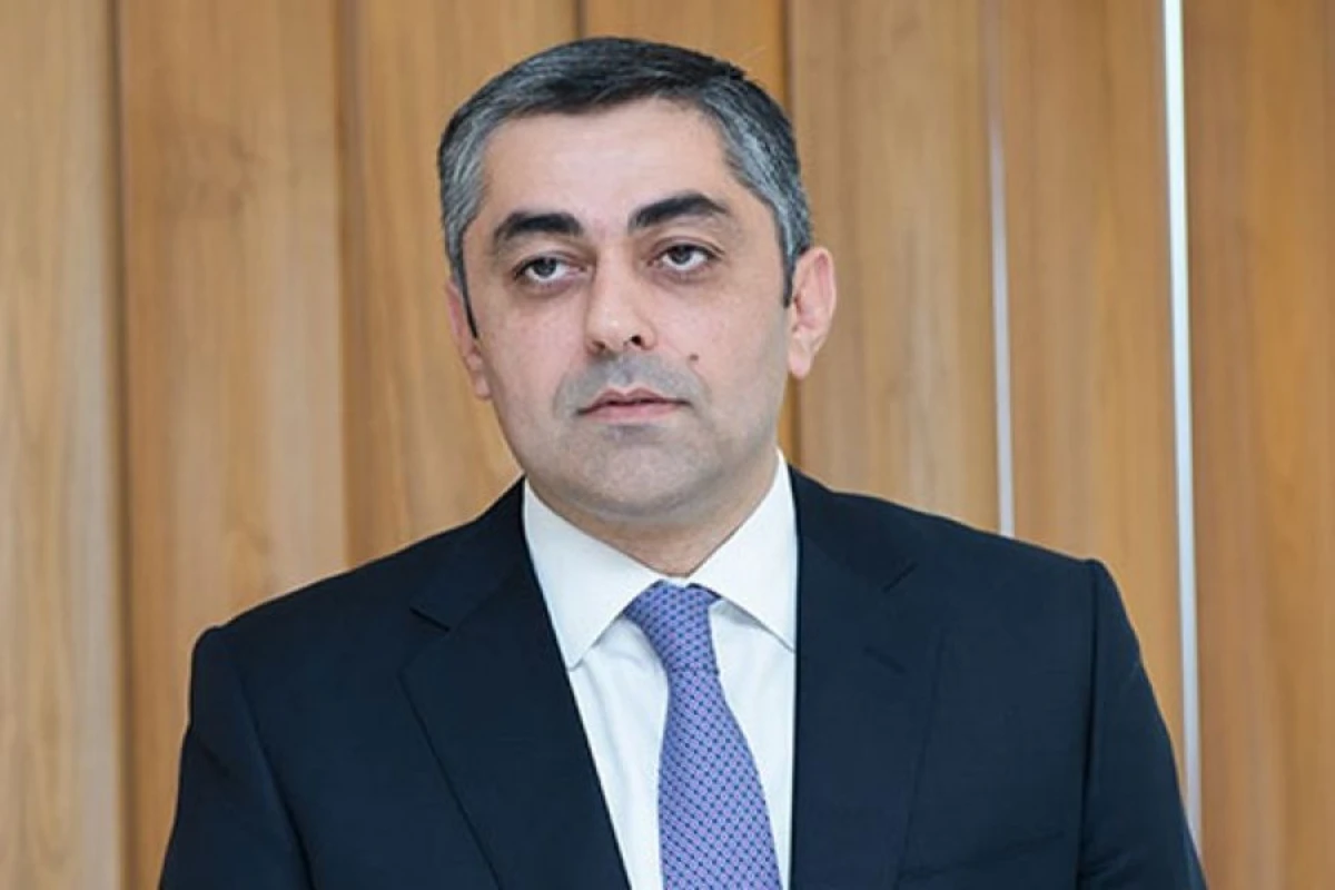 Nazir Ramin Quluzadənin qaynını işdən çıxardı