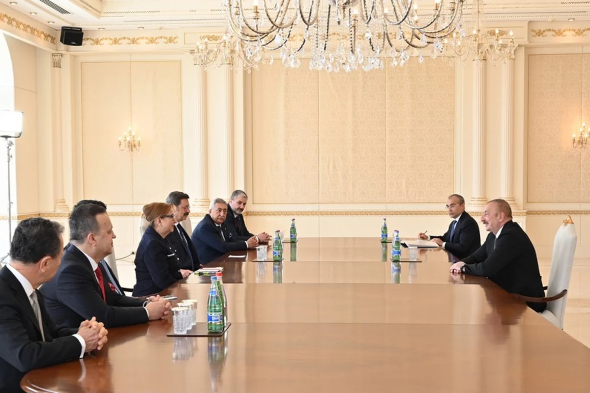 Prezident İlham Əliyev Türkiyənin ticarət nazirini qəbul edib - FOTO - YENİLƏNİB