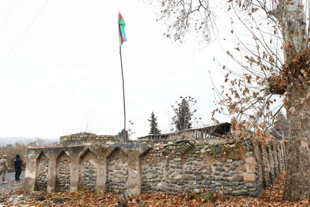 Qubadlıda azad olunan ərazilərə keçən şəxslər saxlanıldı Qubadlıda azad olunan ərazilərə keçən şəxslər saxlanıldı