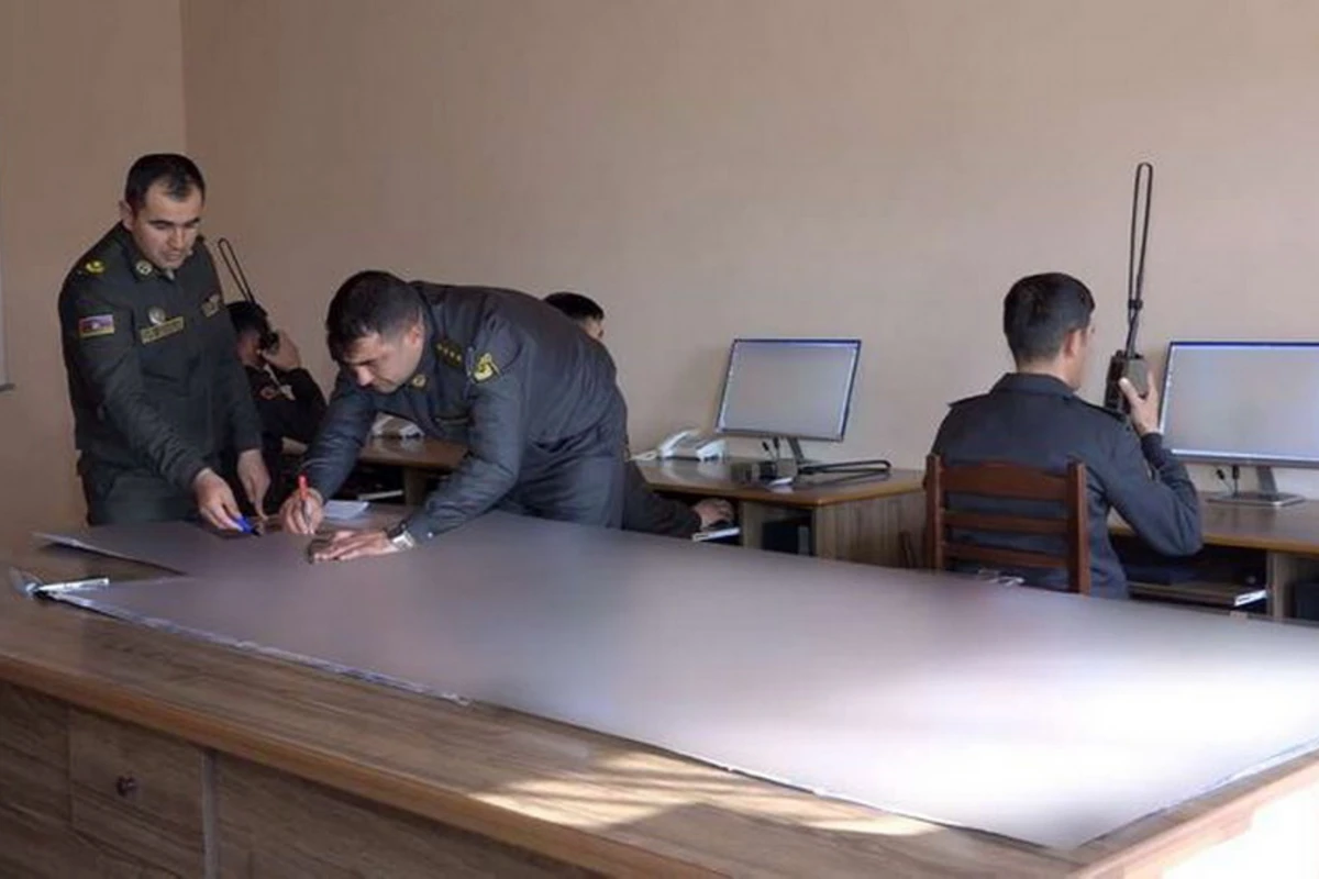 В войсках Нахчыванфского гарнизона прошли командно-штабные учения - ВИДЕО