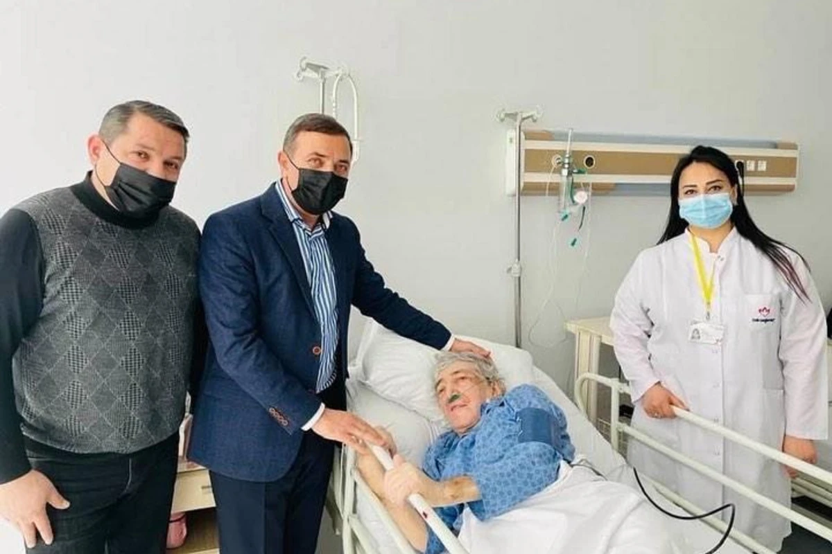 Rəmişin xəstəxanadan görüntüləri yayıldı – FOTO