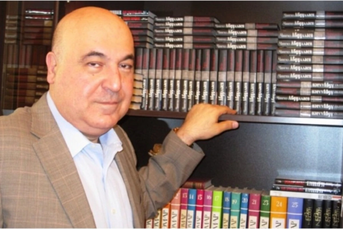 Çingiz Abdullayevin Pen-Klubu cərimələnib