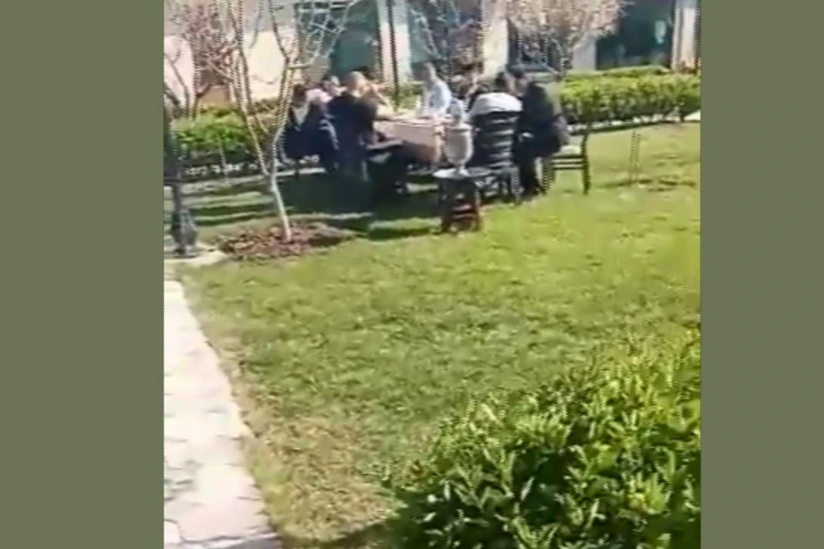 Restoranda gizli nişan keçirmək istədilər, peşman oldular - FOTO