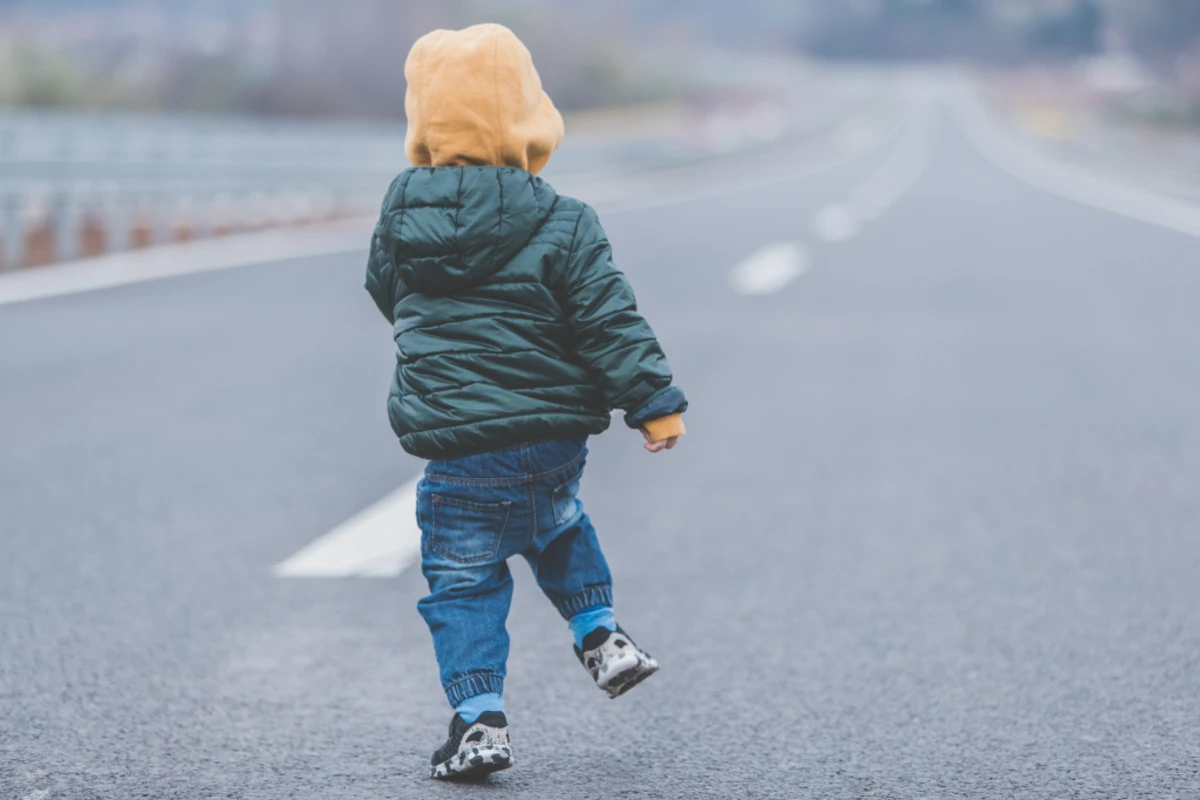 В Баку автомобиль сбил 5-летнего ребенка