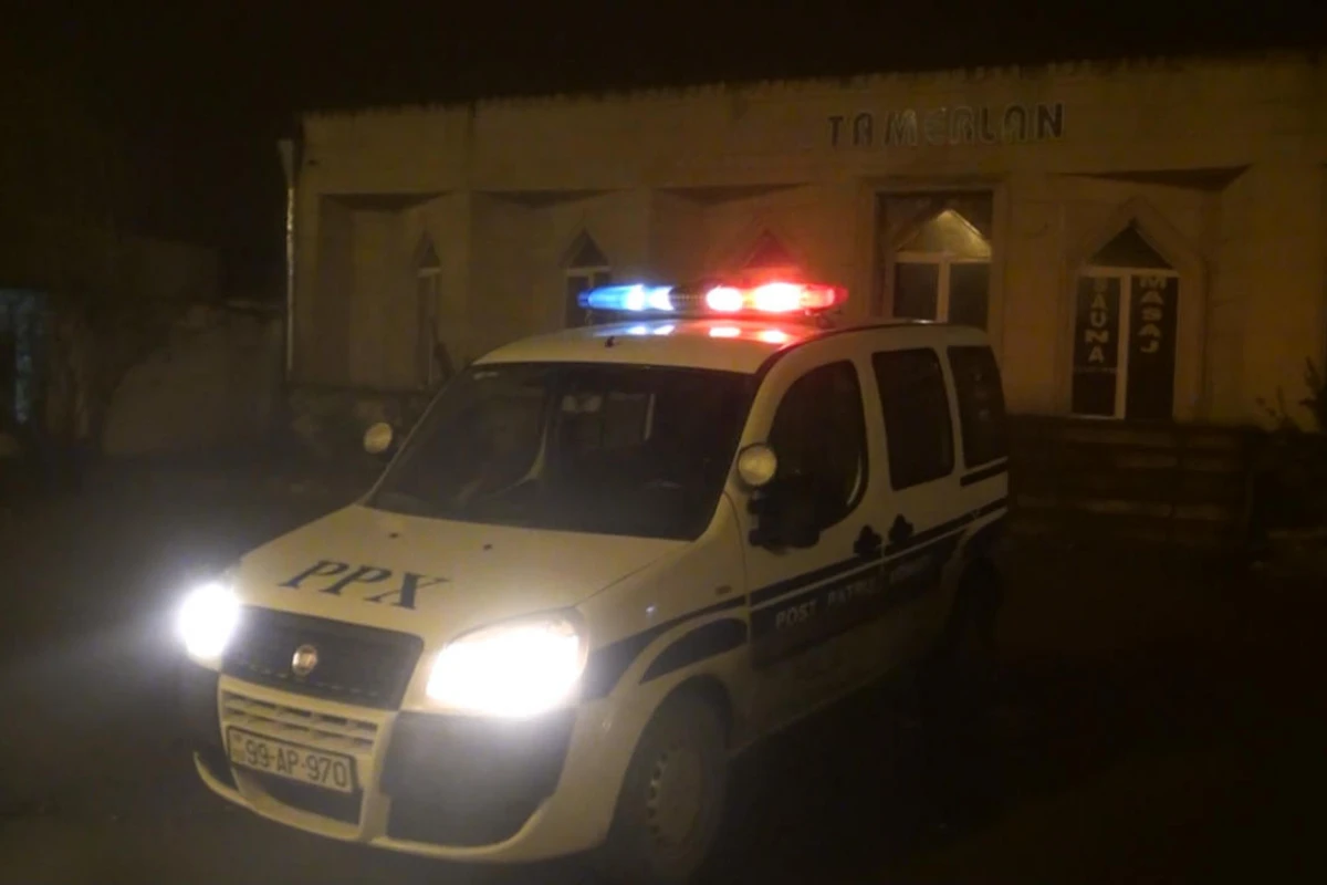 Polis gecə işləyən kafeni ifşa etdi
