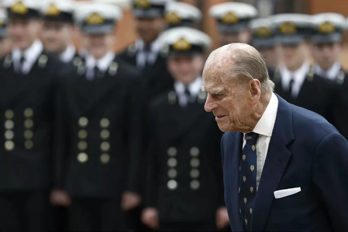 Kraliça II Elizabetin həyat yoldaşı vəfat edib