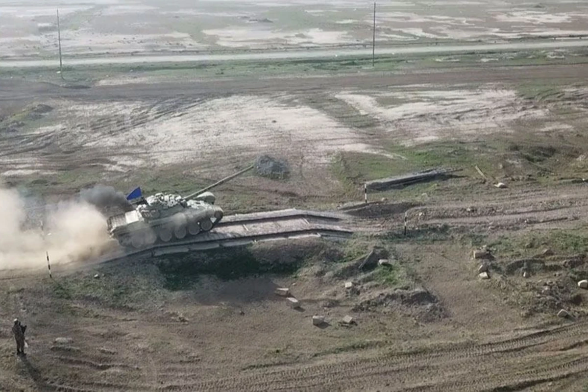Танковые подразделения выполнили боевые стрельбы - ВИДЕО