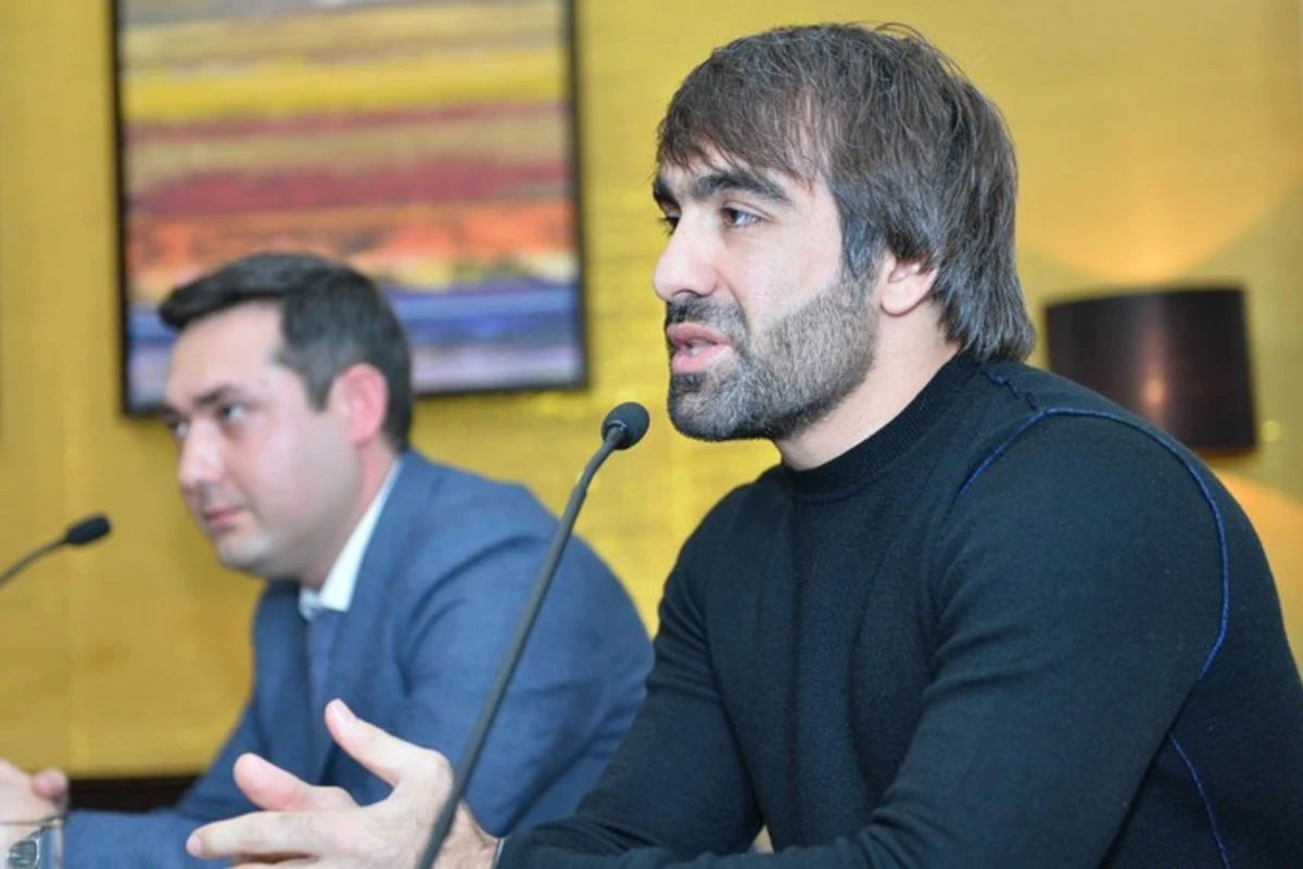 Rafael Ağayevə AĞIR İTKİ