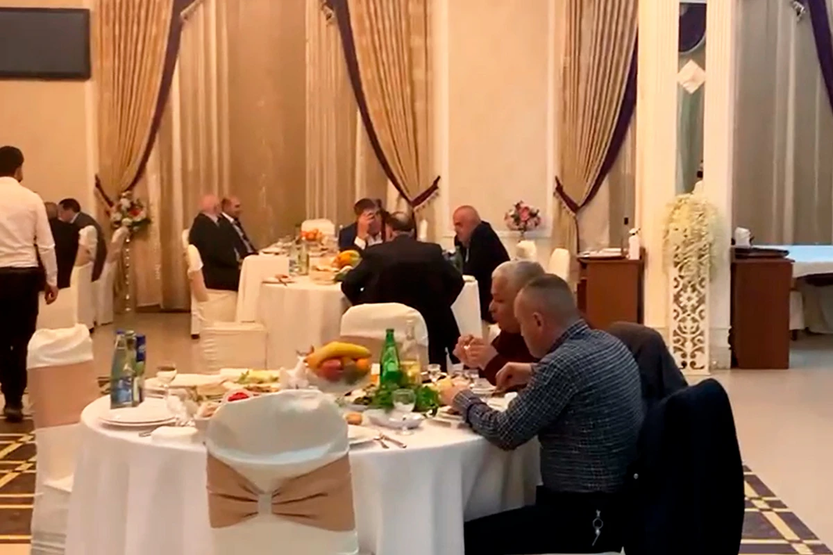 “Şuşa” restoranında gizli keçirilən toydan görüntülər - VİDEO