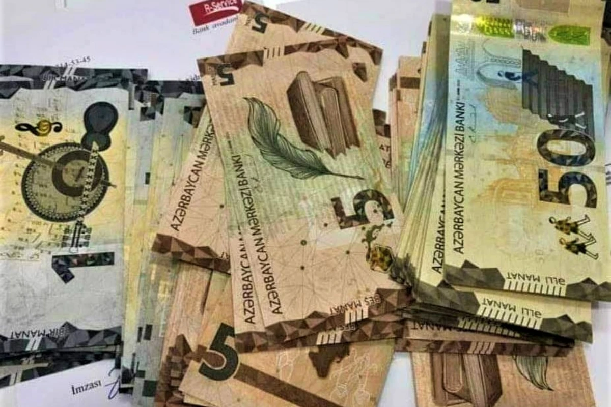 Mərkəzi Bankdan yenilənmiş 1, 5 və 50 manatlıqla bağlı AÇIQLAMA
