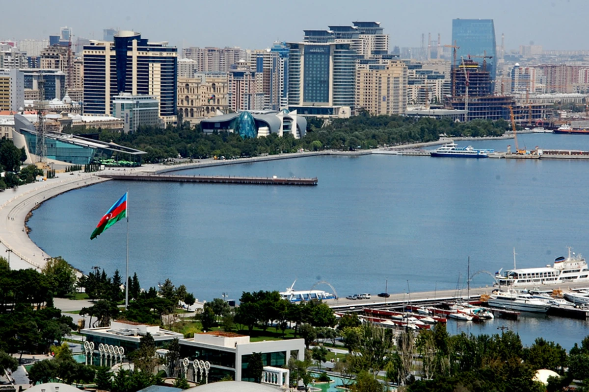 Sabah Bakıda 19 dərəcə isti olacaq Sabah Bakıda 19 dərəcə isti olacaq