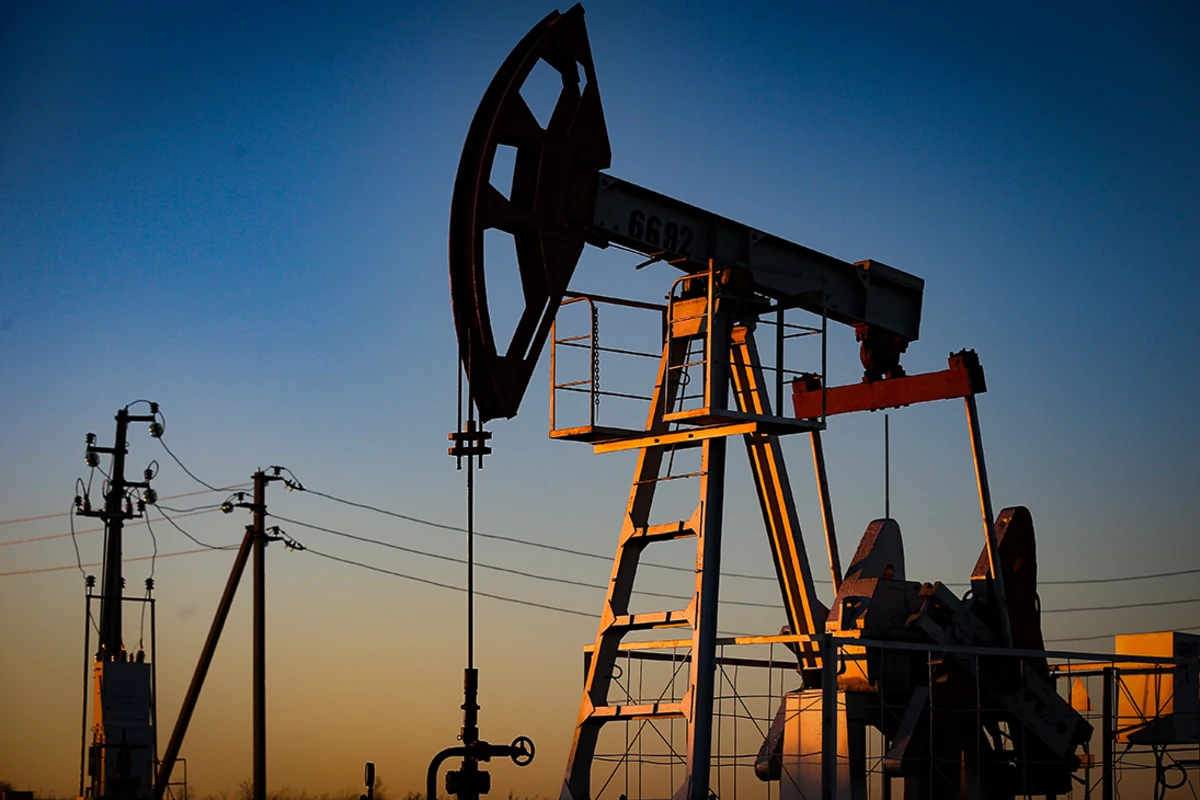 Нефть дорожает после обстрела НПЗ Saudi Aramco