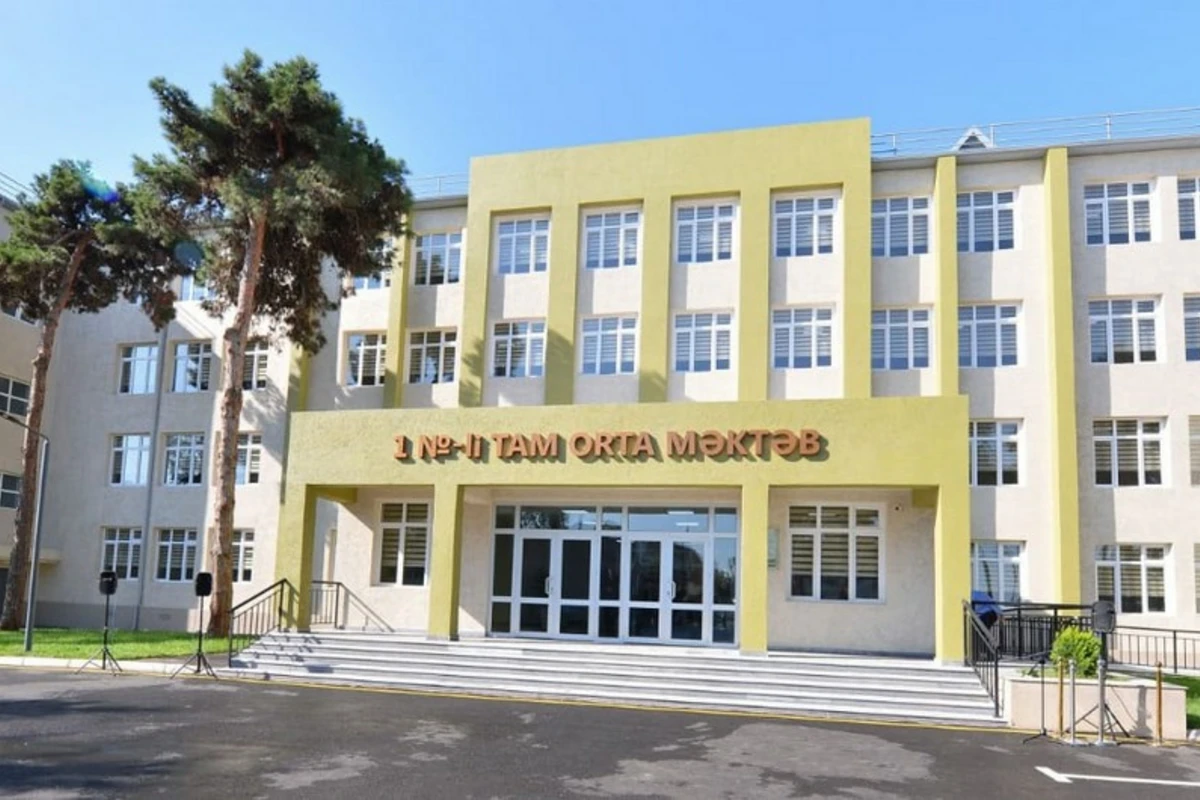 Daha bir məktəbdə müəllimlər koronavirusa yoluxdu, distant təhsilə keçildi Daha bir məktəbdə müəllimlər koronavirusa yoluxdu, distant təhsilə keçildi