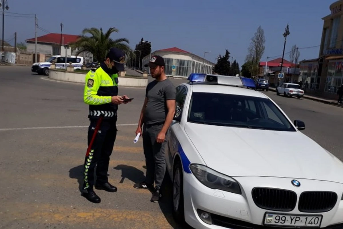 DYP tibbi maskadan istifadə etməyənlərə qarşı reyd keçirib