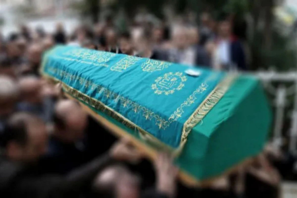 Gəncədə tanınmış müəllim koronavirusdan dünyasını dəyişdi - FOTO Gəncədə tanınmış müəllim koronavirusdan dünyasını dəyişdi - FOTO