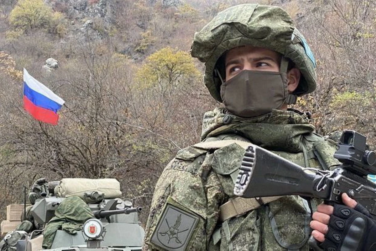 Самоуправство миротворцев: В Карабахе парад может проводить только армия Азербайджана!