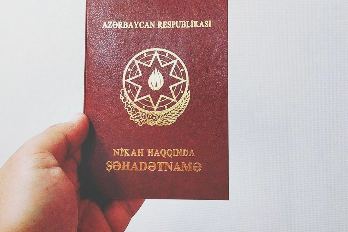 Deputat: “Nikah şəhadətnaməsi tələb edilmədən mehmanxanalara giriş əxlaqsızlığa yol açır” Deputat: “Nikah şəhadətnaməsi tələb edilmədən mehmanxanalara giriş əxlaqsızlığa yol açır”
