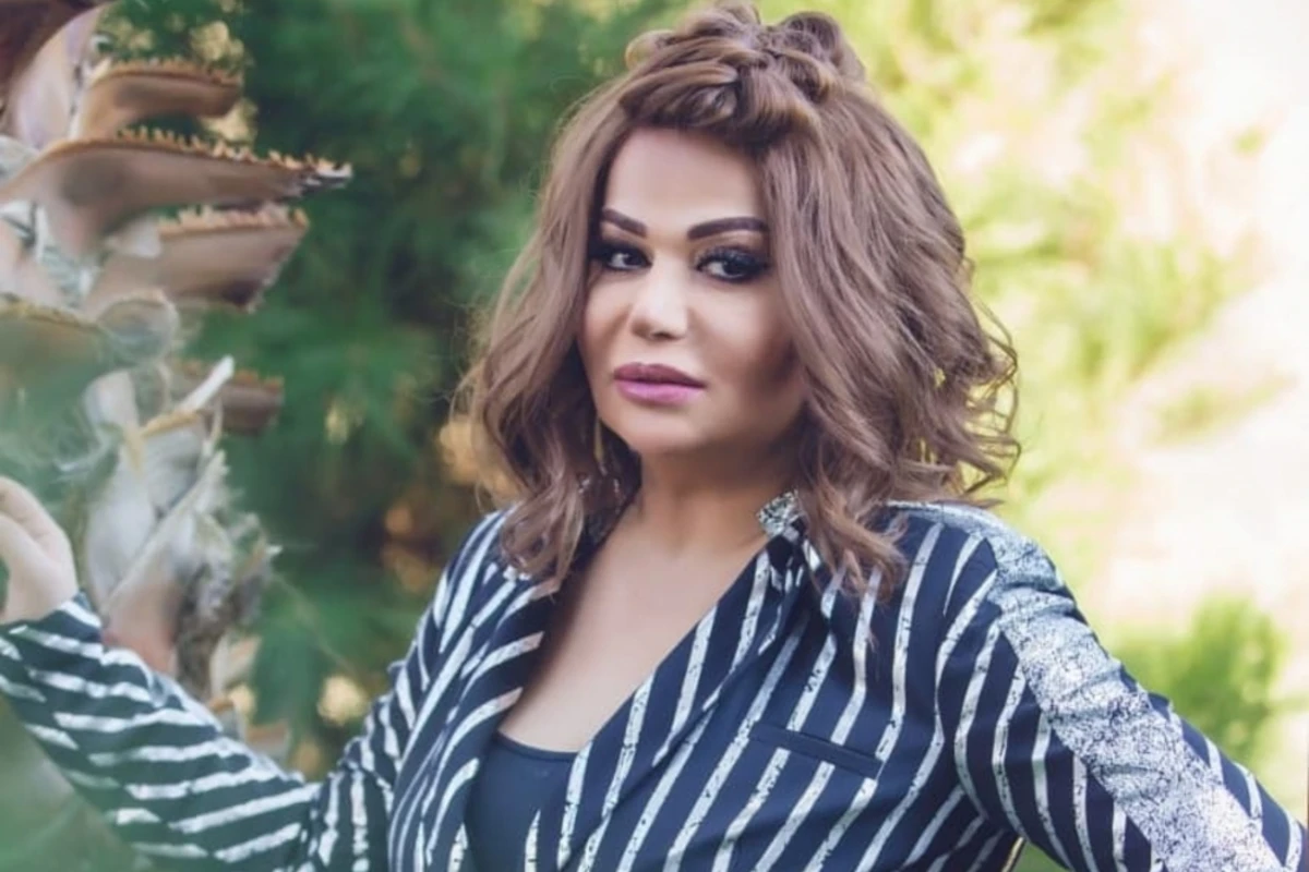 Nazənin saxta profillərlə müğənnilərə təhqir yazır?