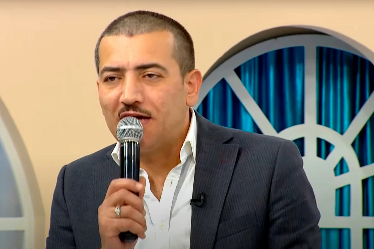 Tanınmış meyxanaçı: Ələkbər Yasamallı sözə qulaq asır - VİDEO