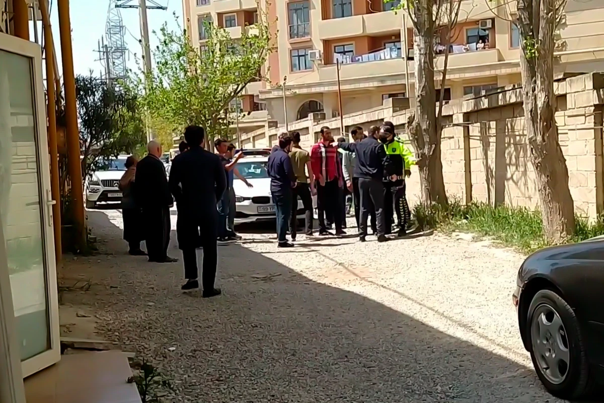 Bakıda polislə vətəndaşlar arasında insident - RƏSMİ AÇIQLAMA