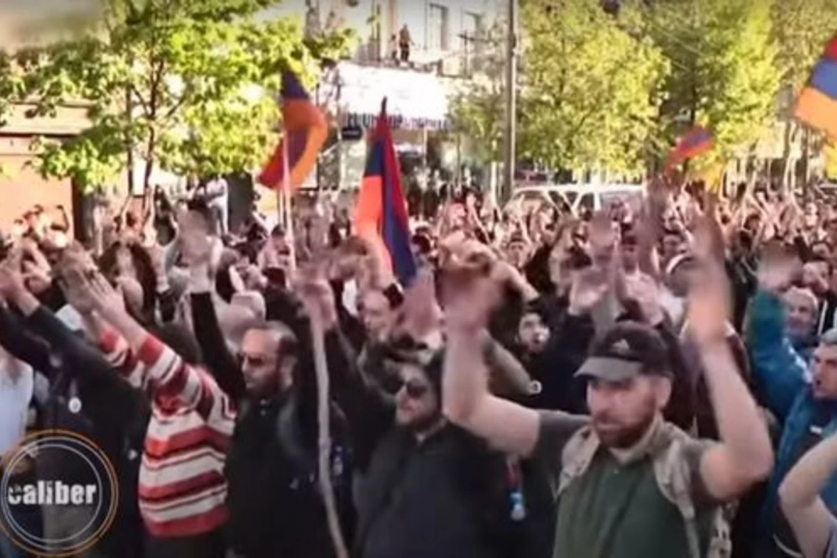 “Caliber”: Ermənistan dövlətçiliyinin sistemli böhranı – VİDEO