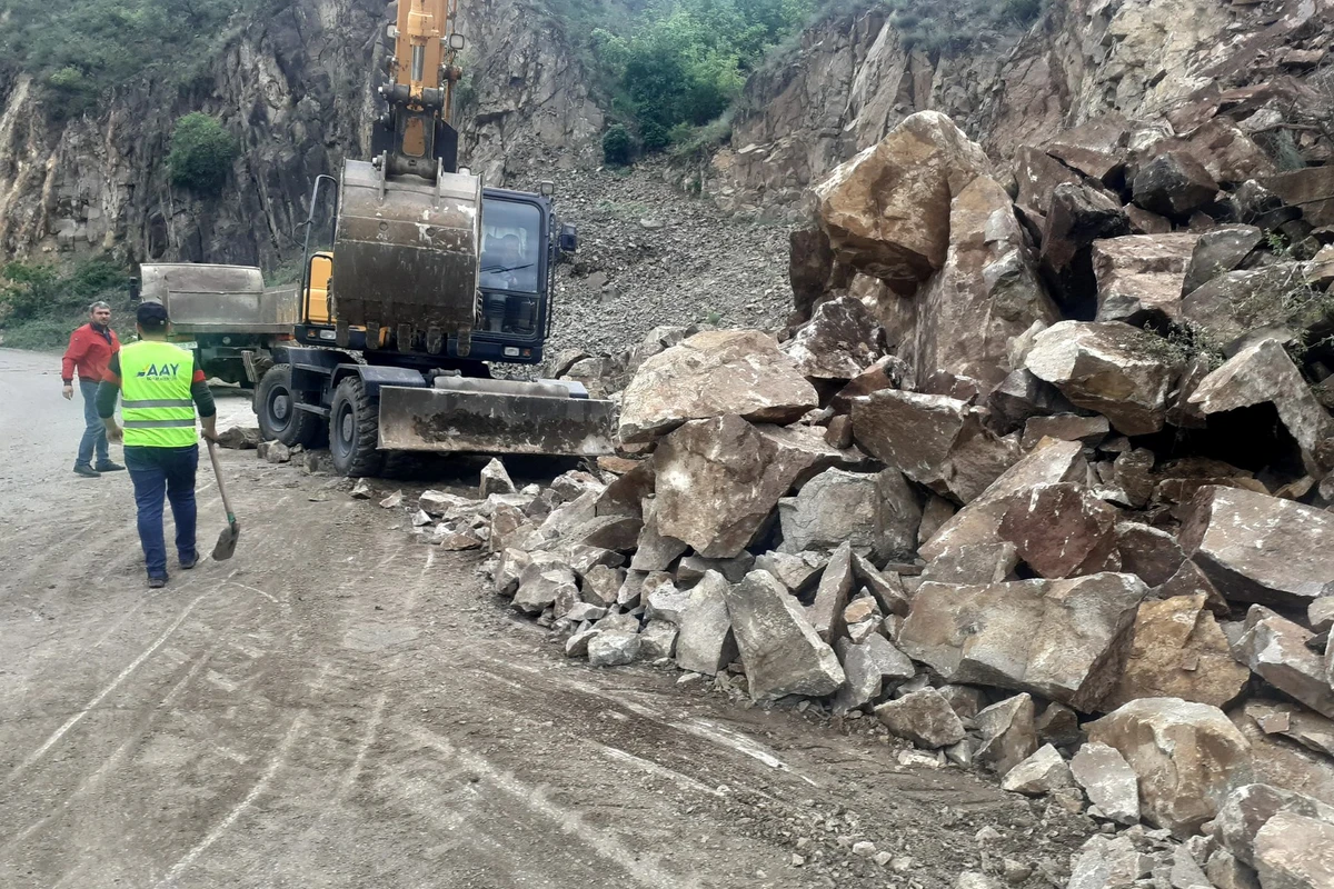 Daşkəsəndə əsas avtomobil yolunda hərəkət məhdudlaşdırıldı - FOTO