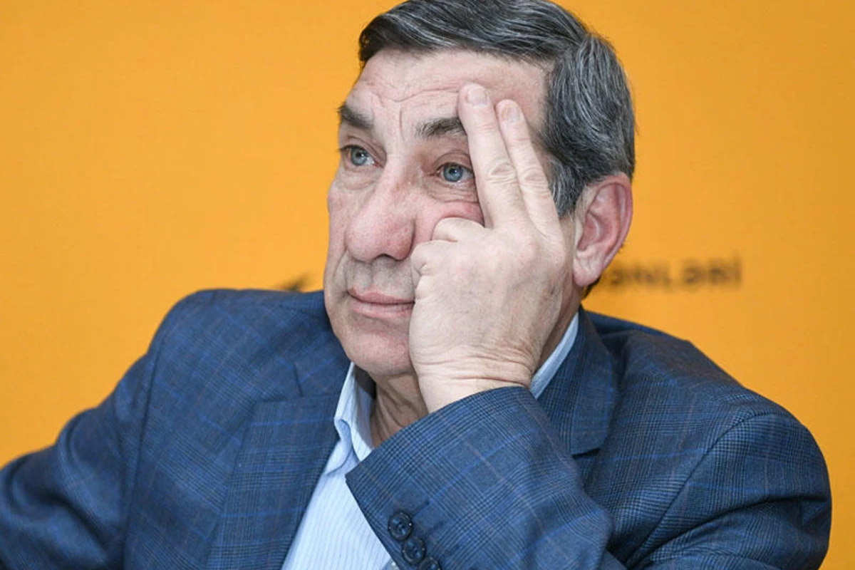 Arif Quliyevin səhhəti ilə bağlı AÇIQLAMA: “Hələ də özündə deyil”
